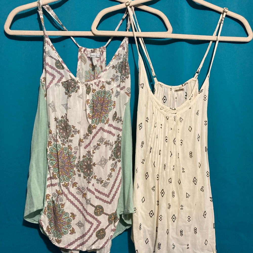 ☀️Billabong & O’Neill tanks🌈